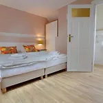 Gosciniec Nowa Wioska Bed & Breakfast 3*