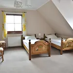 Gosciniec Nowa Wioska Отель типа 