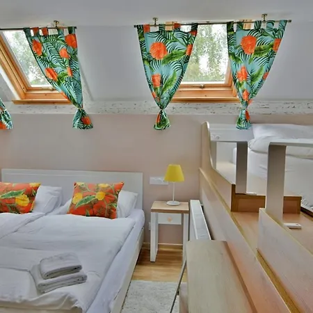 Bed & Breakfast Gosciniec Nowa Wioska 3*