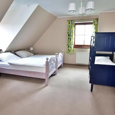 Gosciniec Nowa Wioska 3*