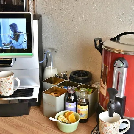 Gosciniec Nowa Wioska 3*