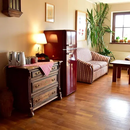 Gosciniec Nowa Wioska 3* Walbrzych