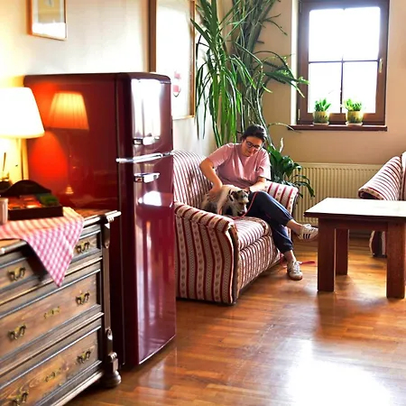 Gosciniec Nowa Wioska Bed & Breakfast