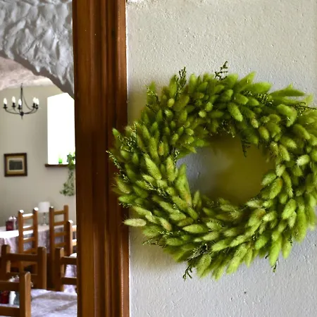 Gosciniec Nowa Wioska Bed & Breakfast 3*