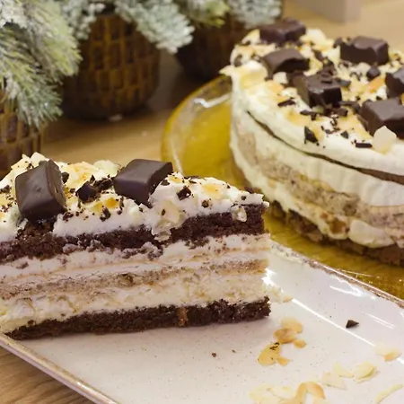 Gosciniec Nowa Wioska Bed & Breakfast Wałbrzych