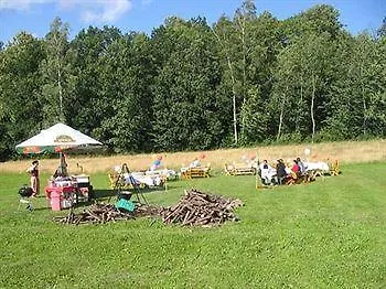 Gosciniec Nowa Wioska Bed & Breakfast 3*