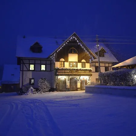 Gosciniec Nowa Wioska Bed & Breakfast