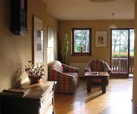 Gosciniec Nowa Wioska Bed & Breakfast Wałbrzych