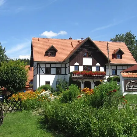 Gosciniec Nowa Wioska 3*