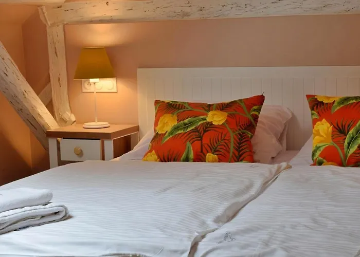 Gosciniec Nowa Wioska Bed & Breakfast 3*