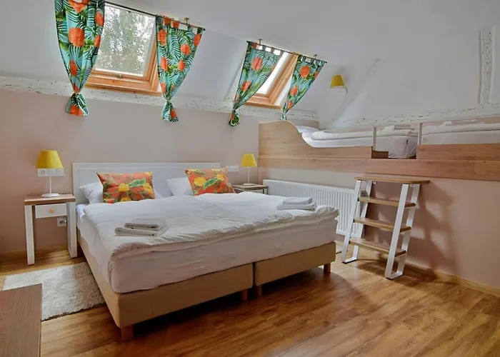 Gosciniec Nowa Wioska 3* Wałbrzych