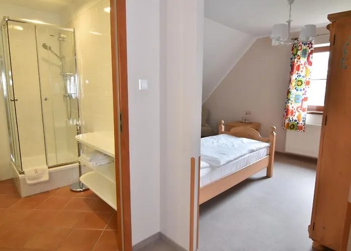 Gosciniec Nowa Wioska Bed & Breakfast