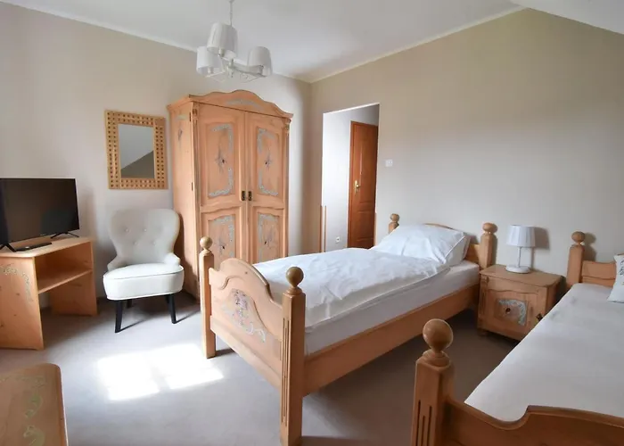 Gosciniec Nowa Wioska Bed & Breakfast