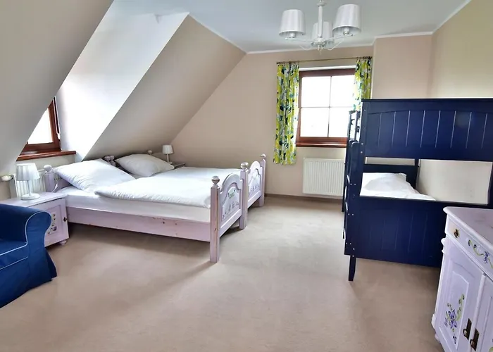 Gosciniec Nowa Wioska 3*