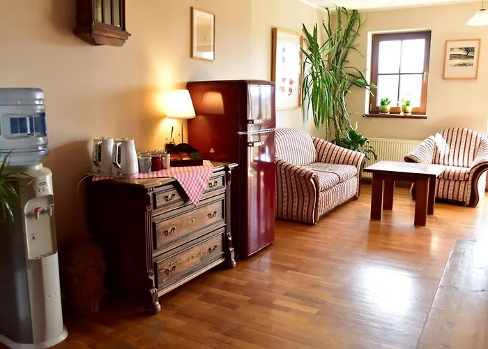 Gosciniec Nowa Wioska 3* Wałbrzych