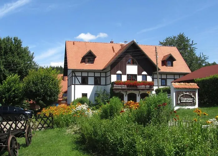 Gosciniec Nowa Wioska 3*